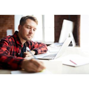 Wstęp do pracy licencjackiej i magisterskiej - jak napisać?